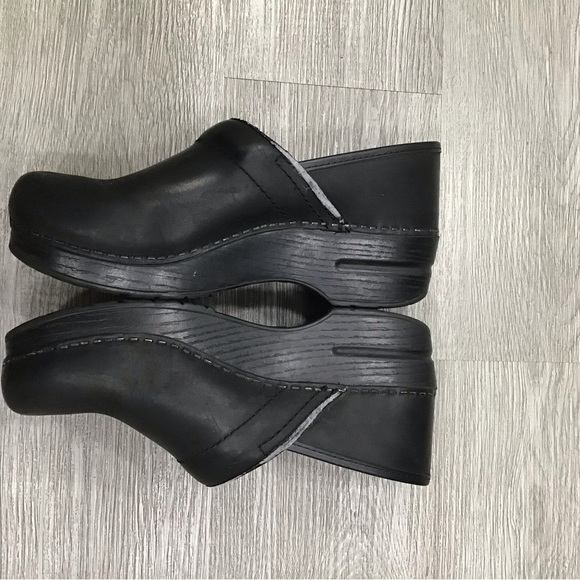 Dansko Professional Black Box Clog Leather Size EU 38 US 7.5-8 - Picture 4 of 7